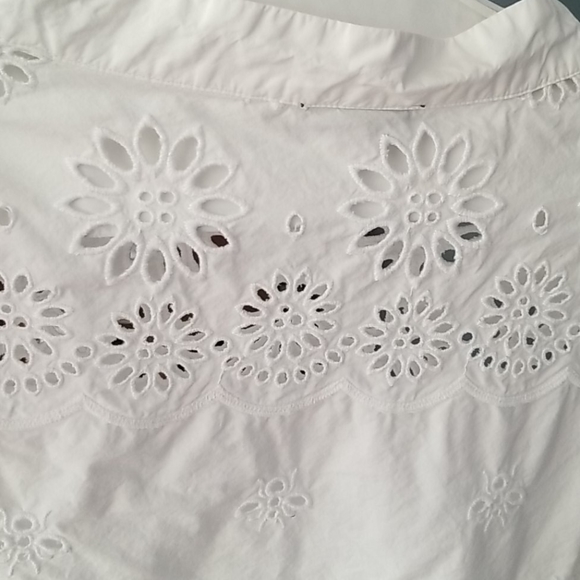 Women's eyelet tunic top - Picture 4 of 7